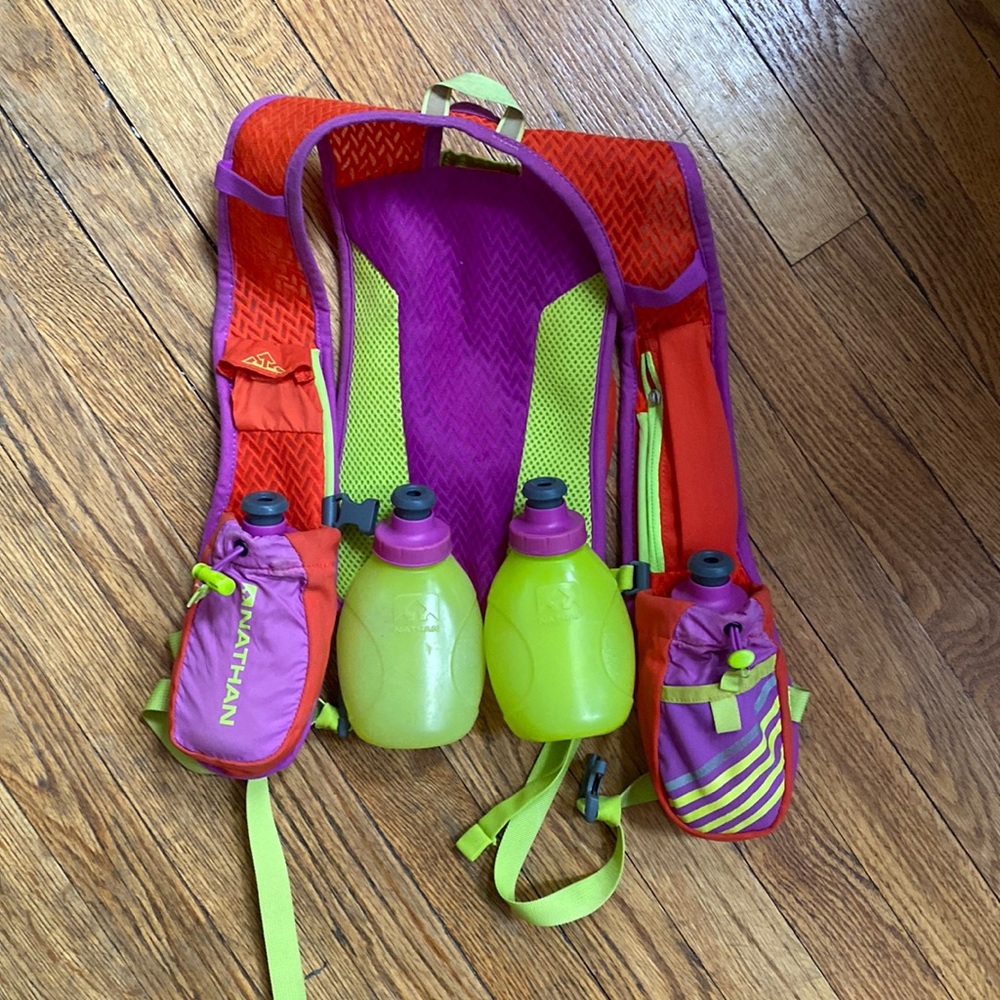 Nathan Race Vest with two front bottles